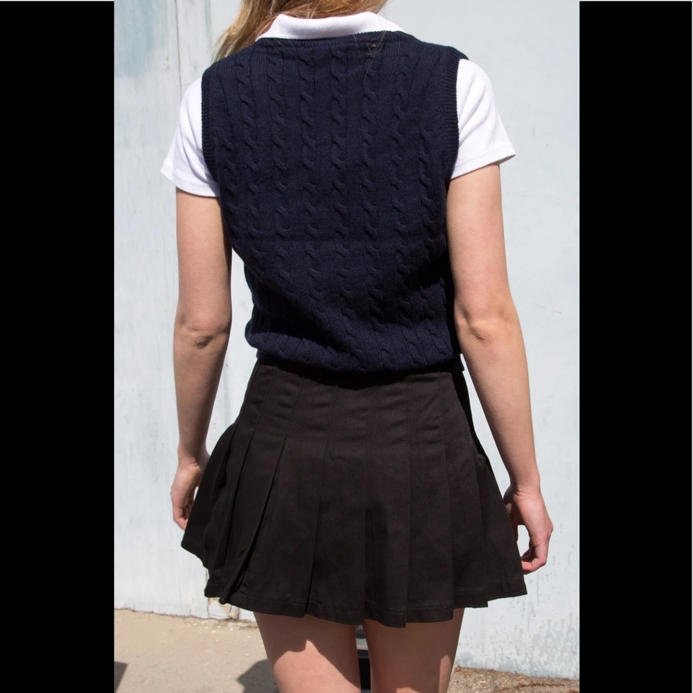 Brandy Melville marlena wool sweater vest - Picture 4 of 6